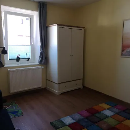 Daire Gemuetliches Sandsteinhaus Buergstadt